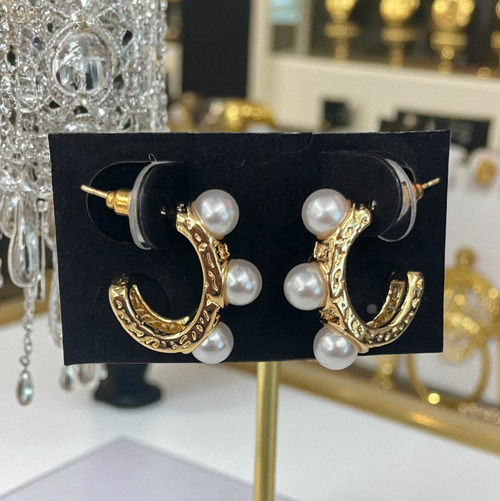 Pearl Essence Earrings