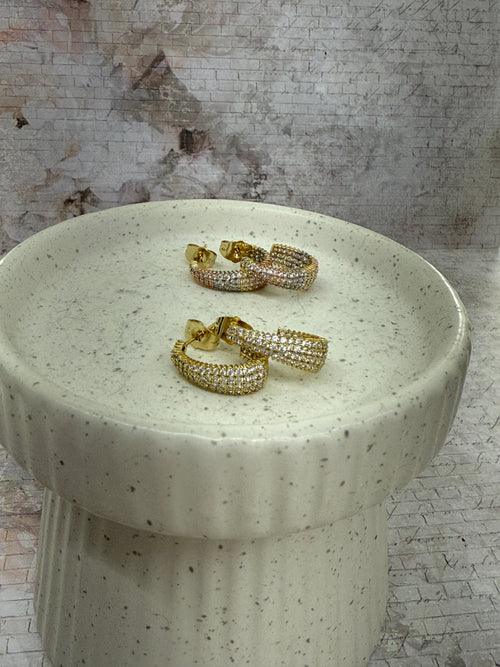 Glam Semi Hoops
