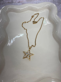 Estrella brillante