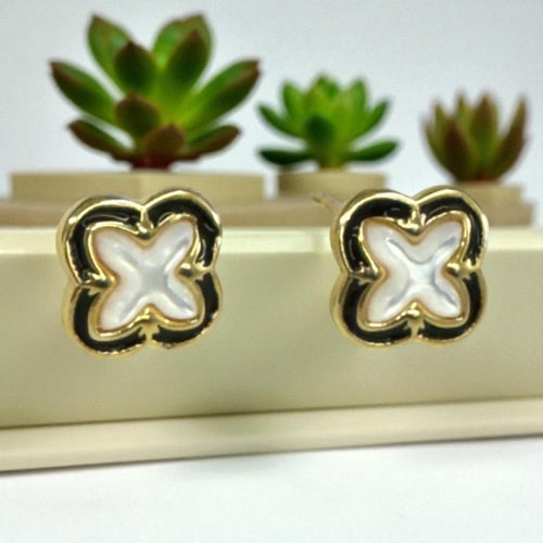 Mother Pearl Clover