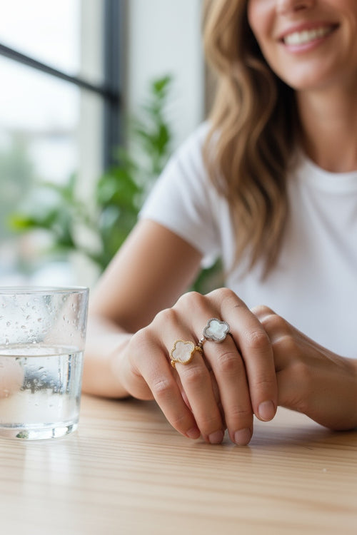Mother Pearl Clover Ring