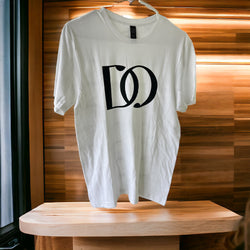 Camiseta blanca y negra